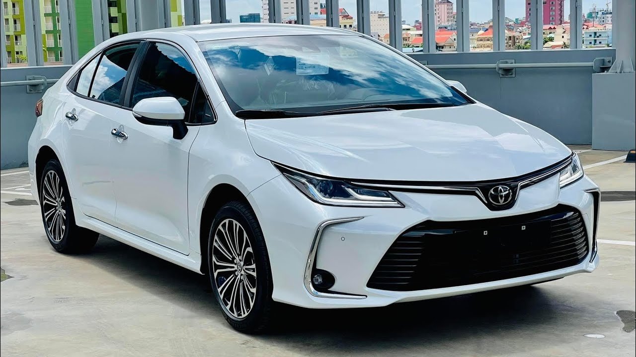 White Toyota Corolla
